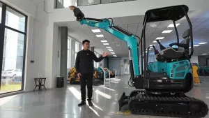 Mini escavadeira de esteiras KV18 (1500 kg)