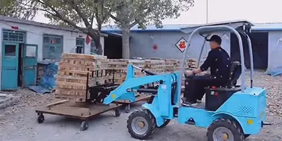 Carregadeira de rodas elétrica E10/15