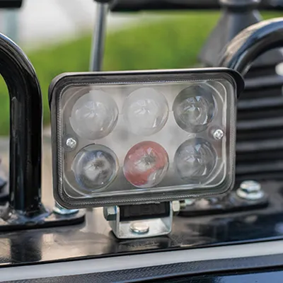 Minicarregadeira skid steer S360