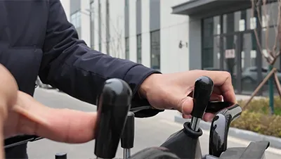 Minicarregadeira skid steer S360