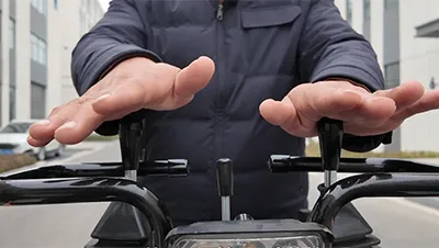 Minicarregadeira skid steer S360