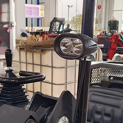 Minicarregadeira skid steer S390