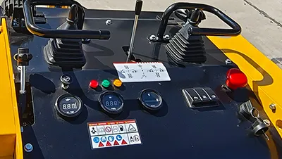 Minicarregadeira skid steer S460